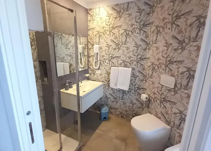 Πανσιόν Holidays