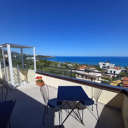 Holidays Guest house