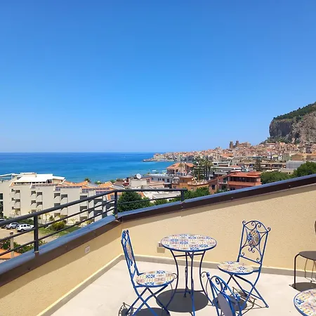 Holidays 4* Cefalù